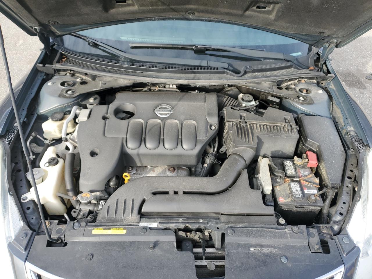 2010 Nissan Altima - Image 11