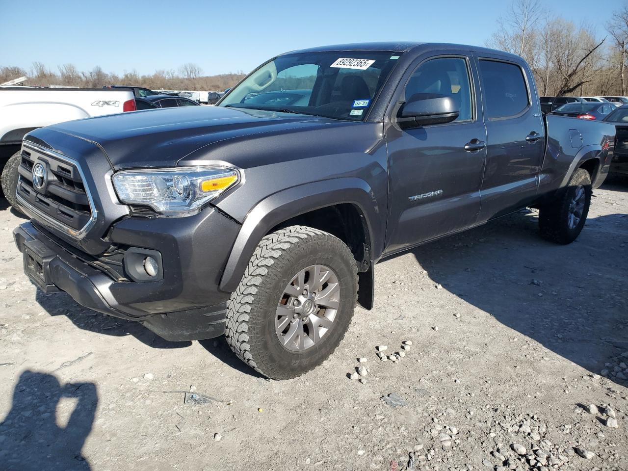 2016 Toyota Tacoma Double Cab للبيع في Cahokia Heights، IL - All Over