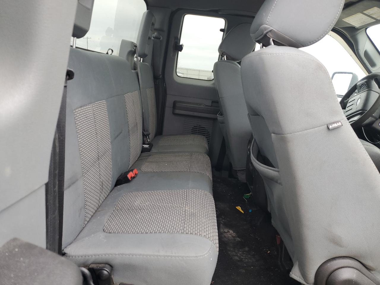2012 Ford F250 - Image 10