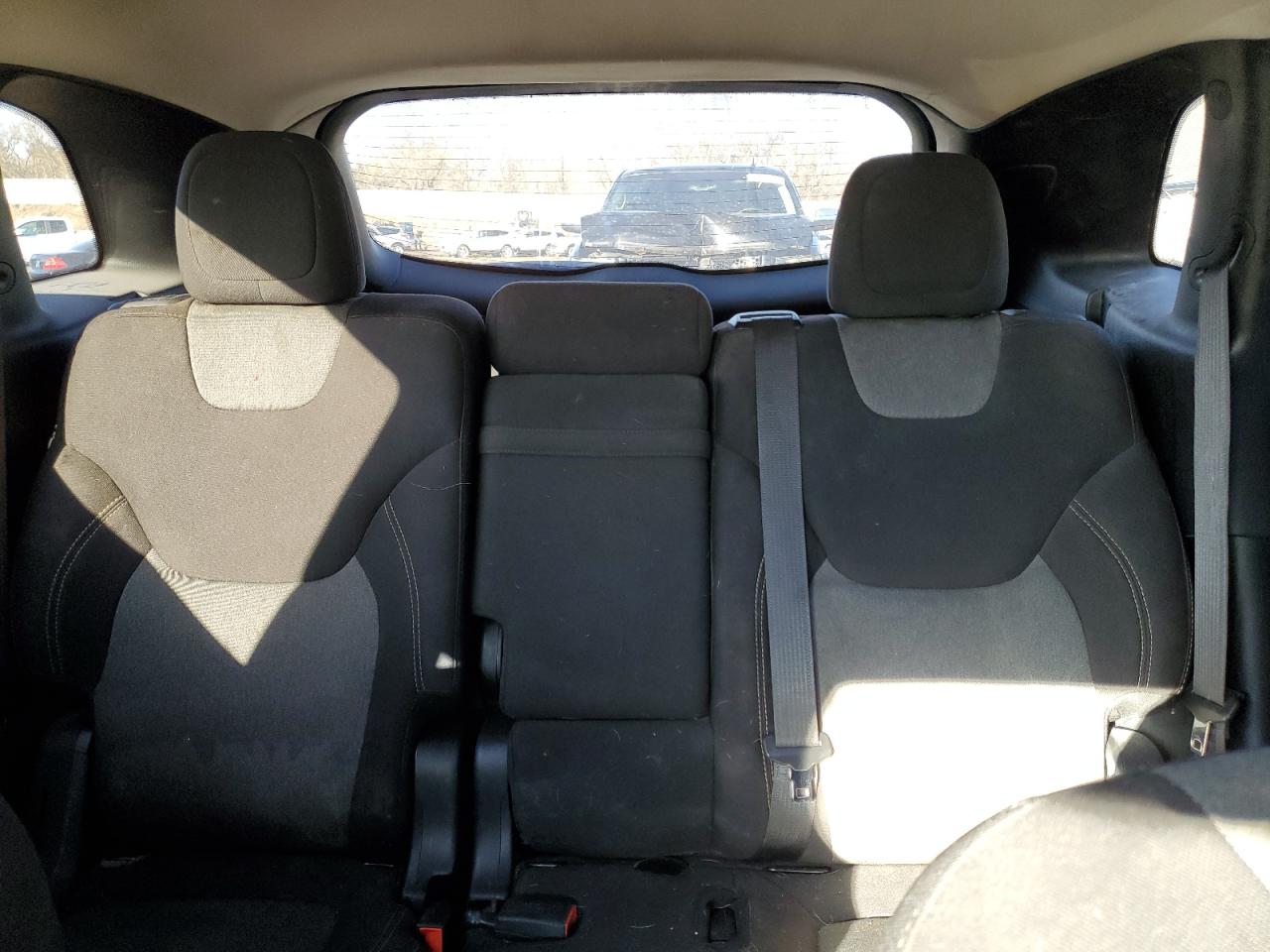 2018 Jeep Grand Cherokee - Image 10