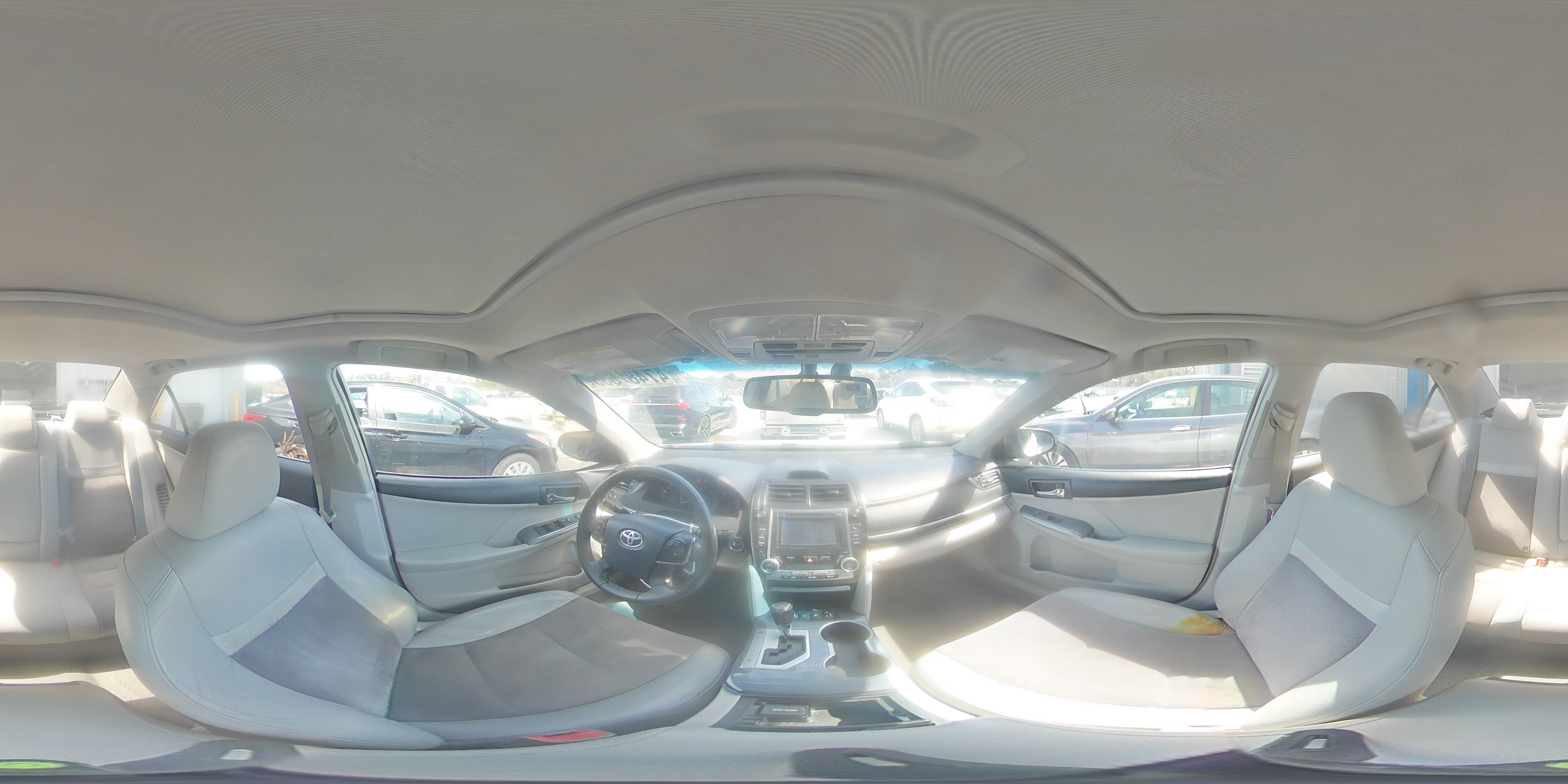 2012 Toyota Camry - Image 14