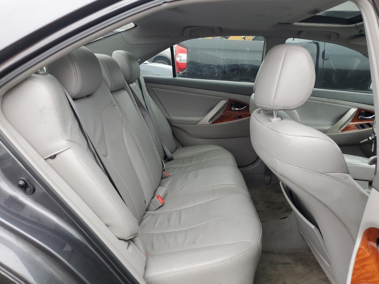 2010 Toyota Camry - Image 10
