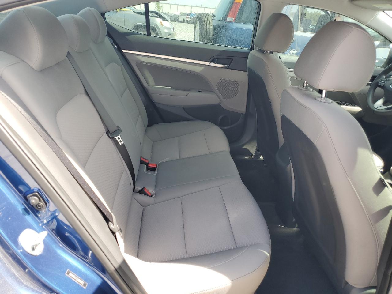 2020 Hyundai Elantra - Image 10