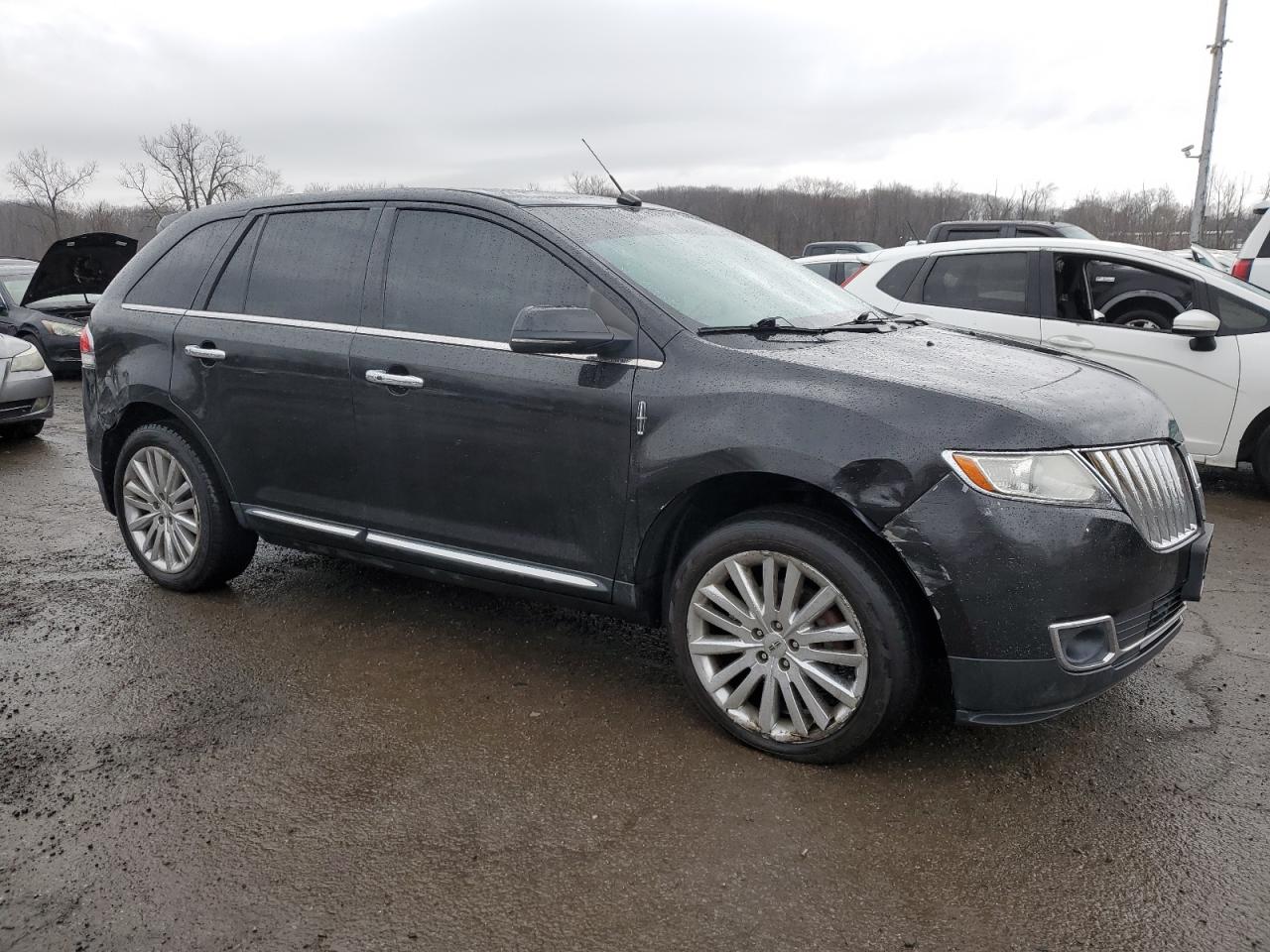 2013 Lincoln MKX - Image 4