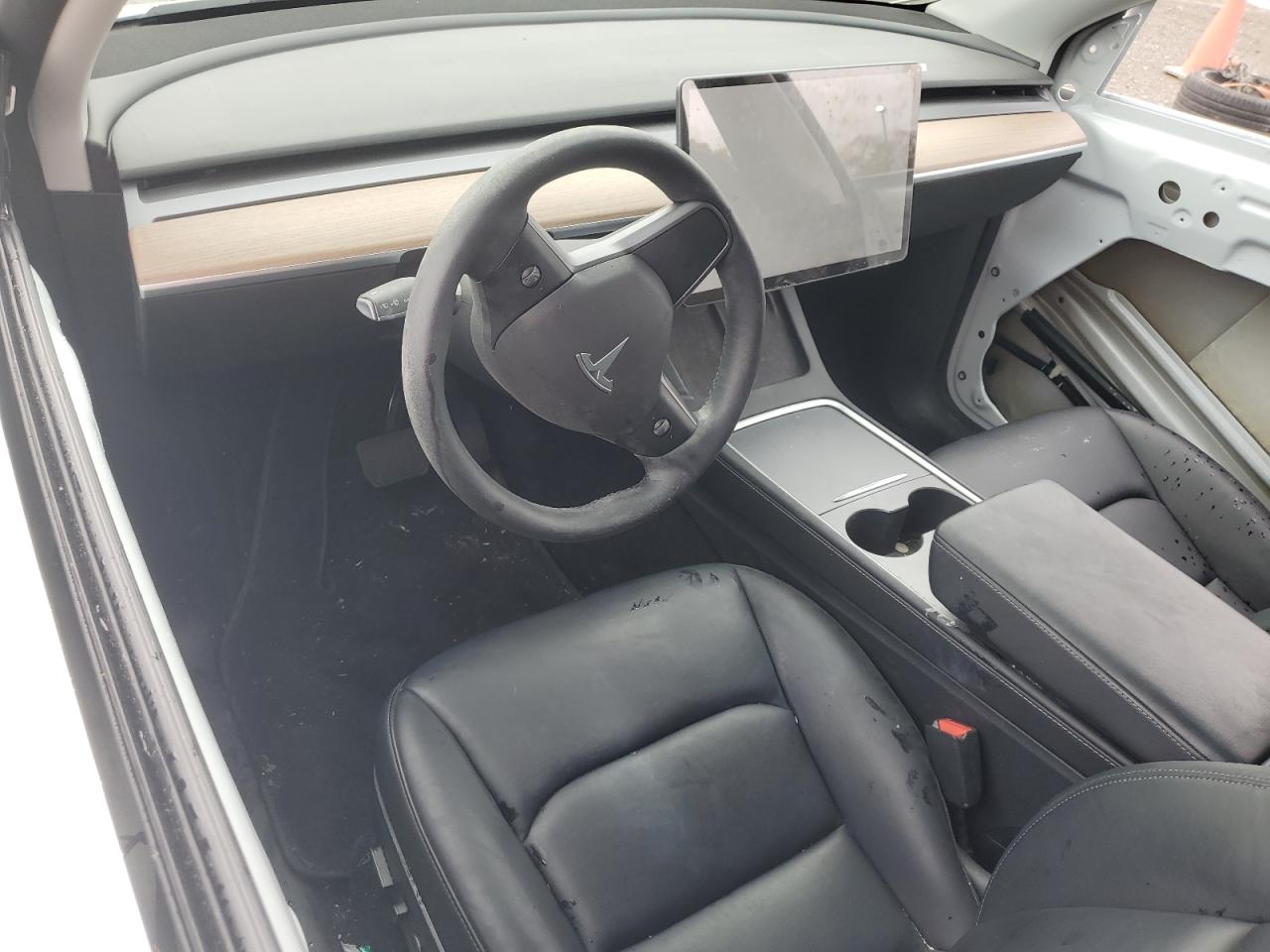 2022 Tesla Model Y VIN: 7SAYGDEE0NF347611 Lot: 49895625