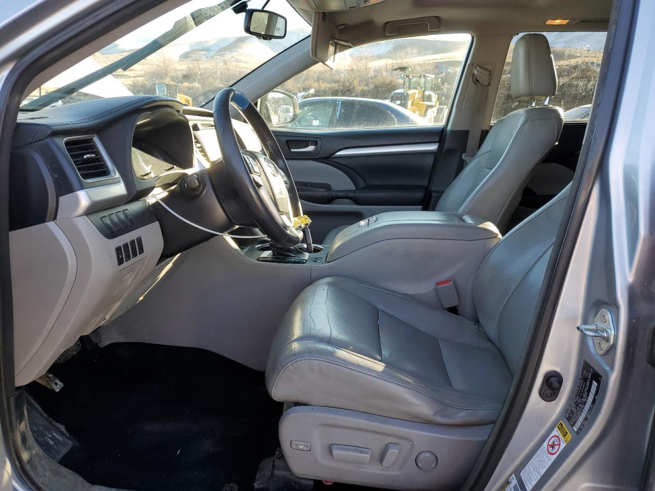 2015 Toyota Highlander - Image 7