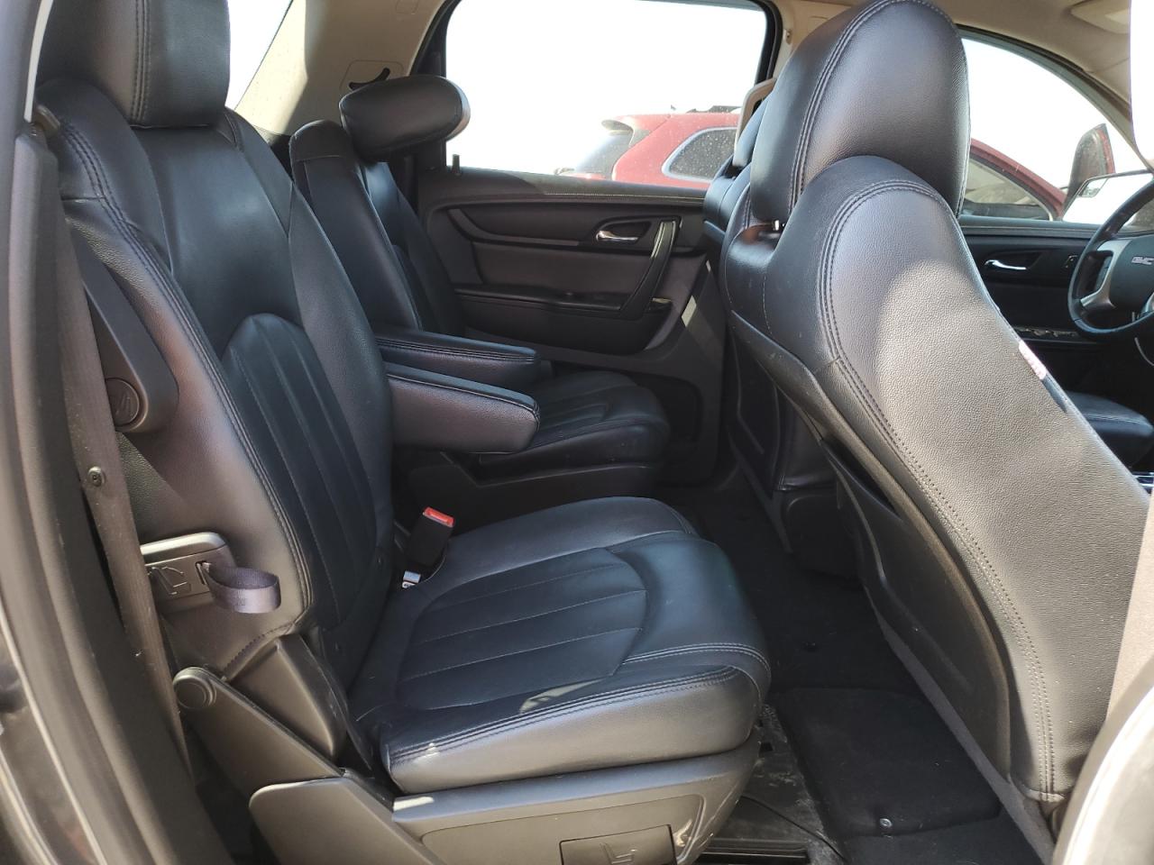 2013 GMC Acadia - Image 11