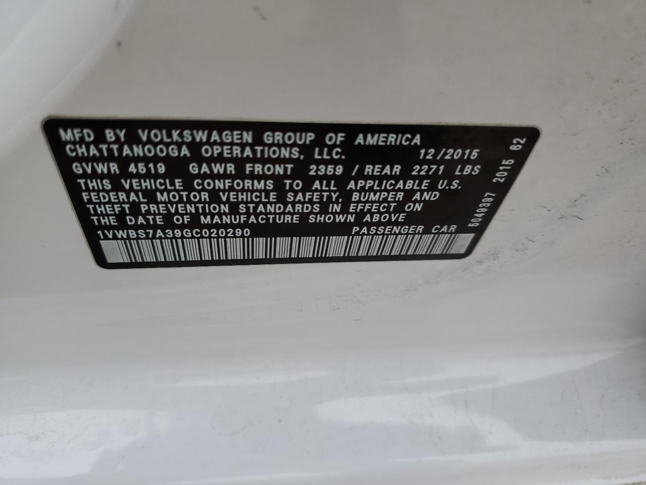 2016 Volkswagen Passat - Image 13