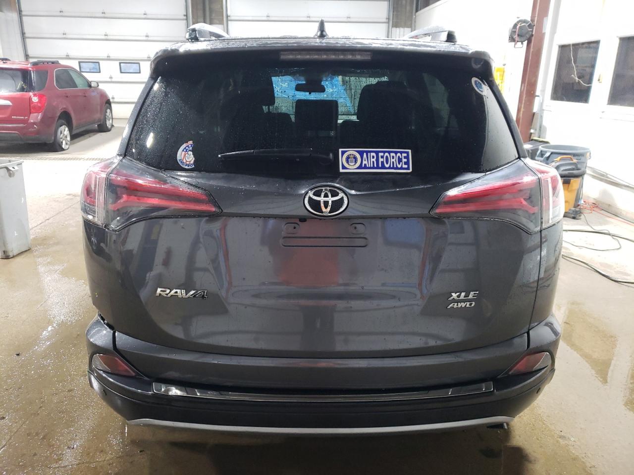 JTMRFREVXHJ162982 TOYOTA RAV4 2017