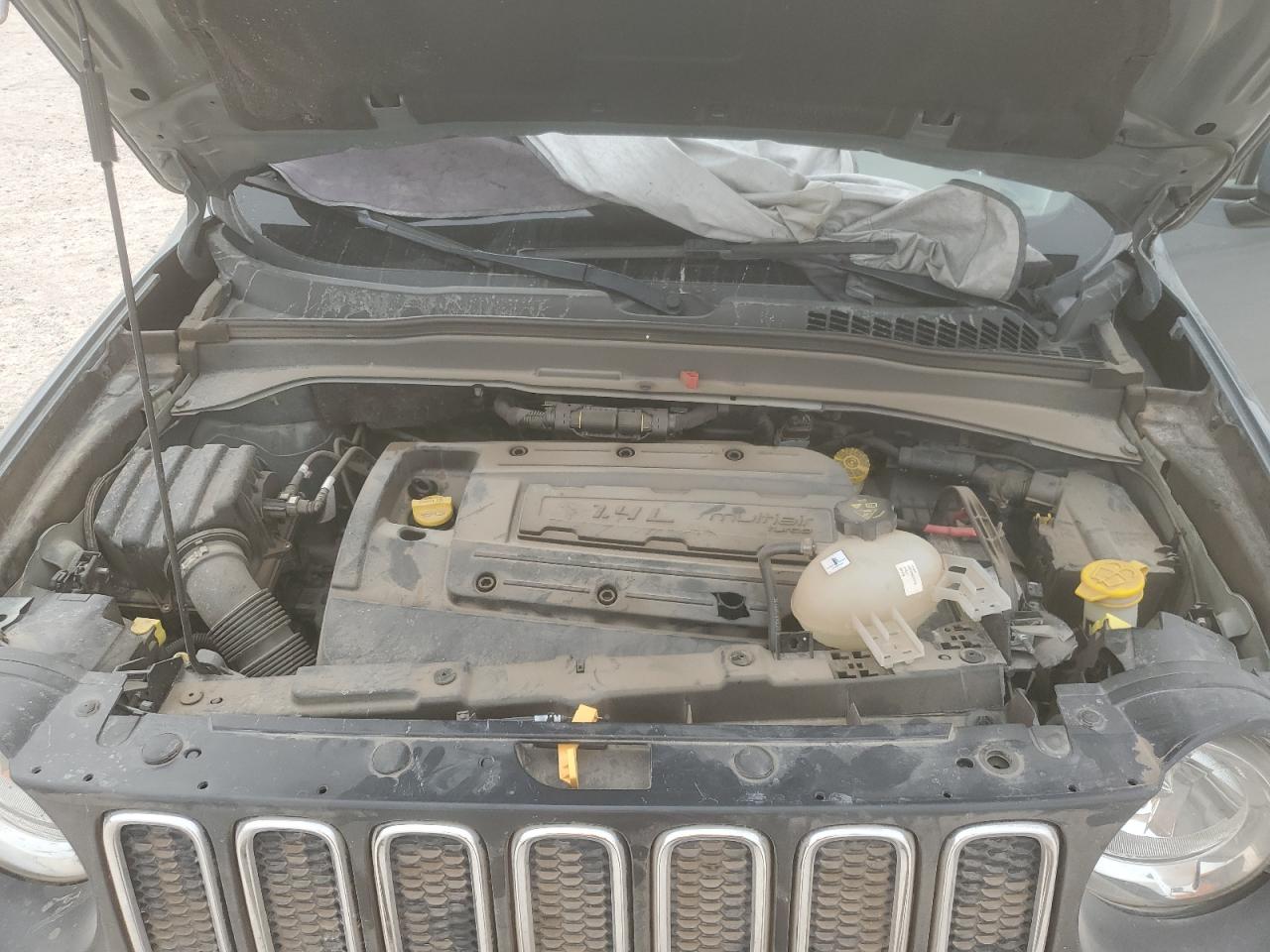 2018 Jeep Renegade - Image 12