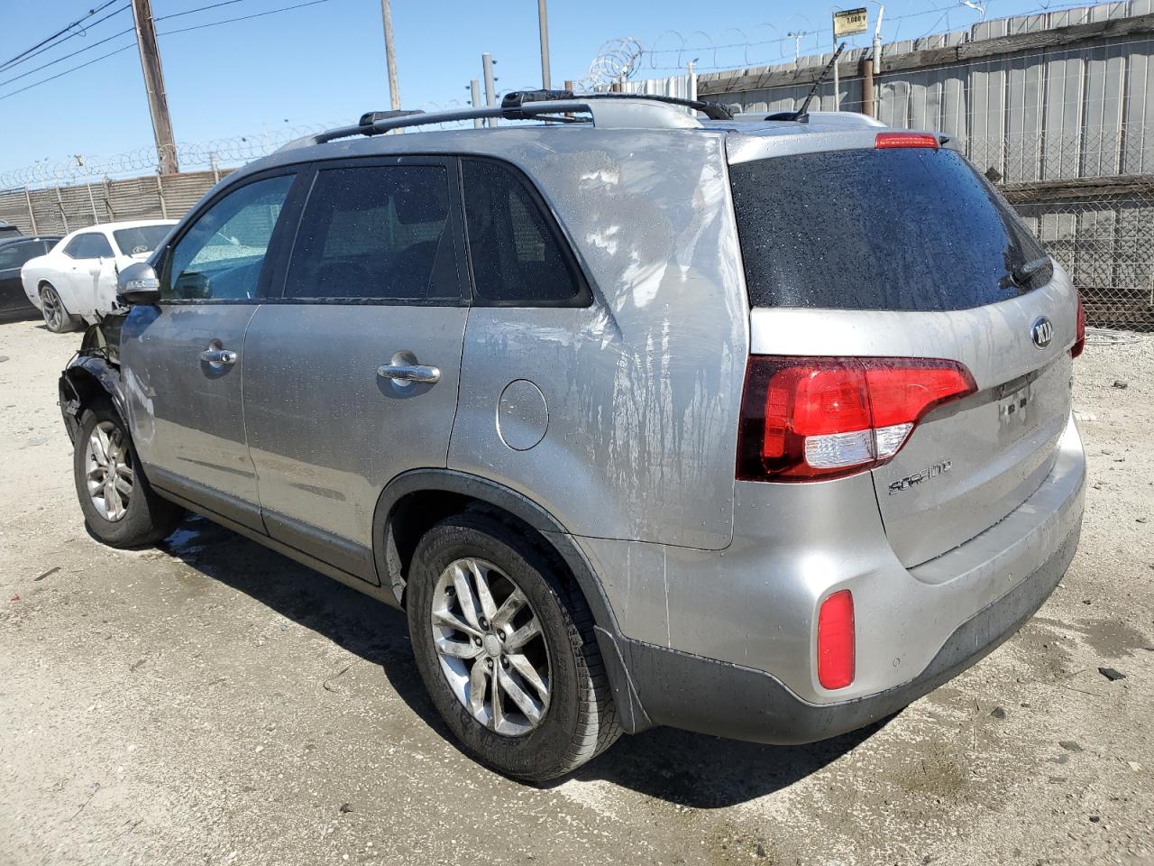 2015 Kia Sorento - Image 2