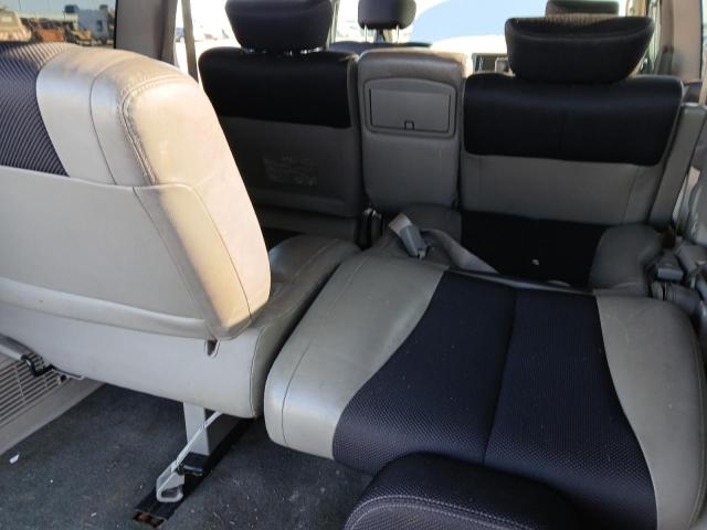 2004 NISSAN ELGRAND