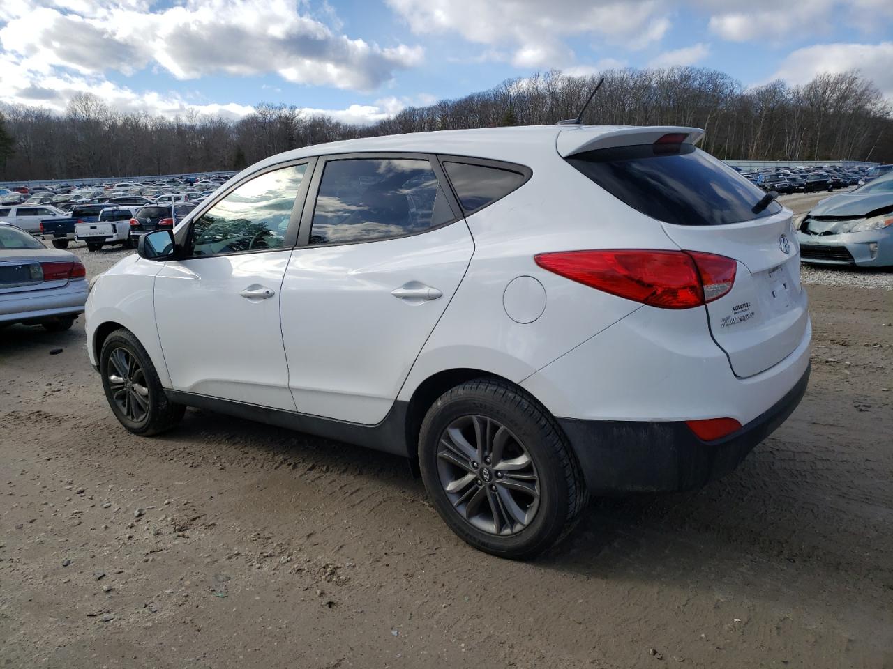 2014 Hyundai Tucson - Image 2