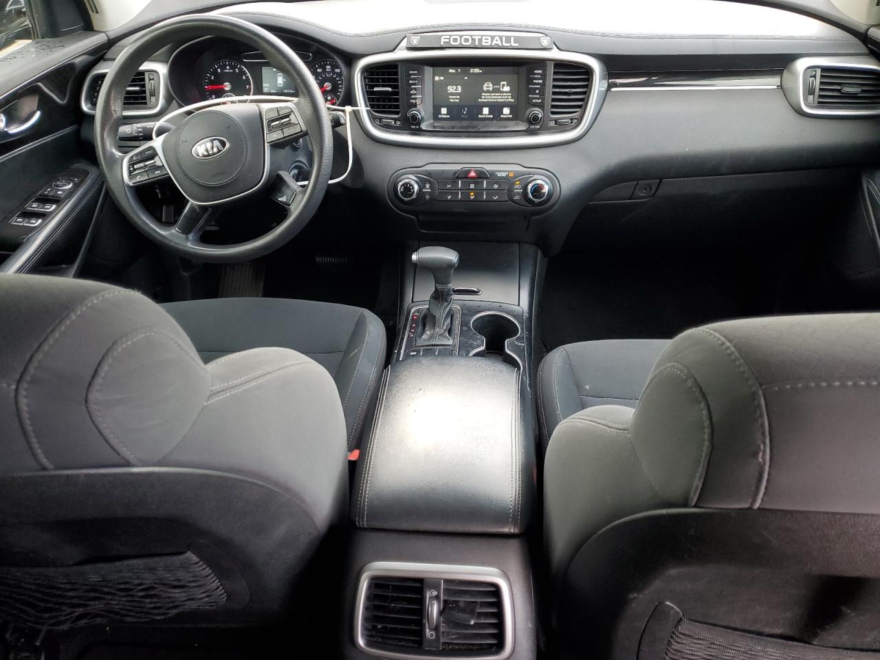 2019 Kia Sorento - Image 8