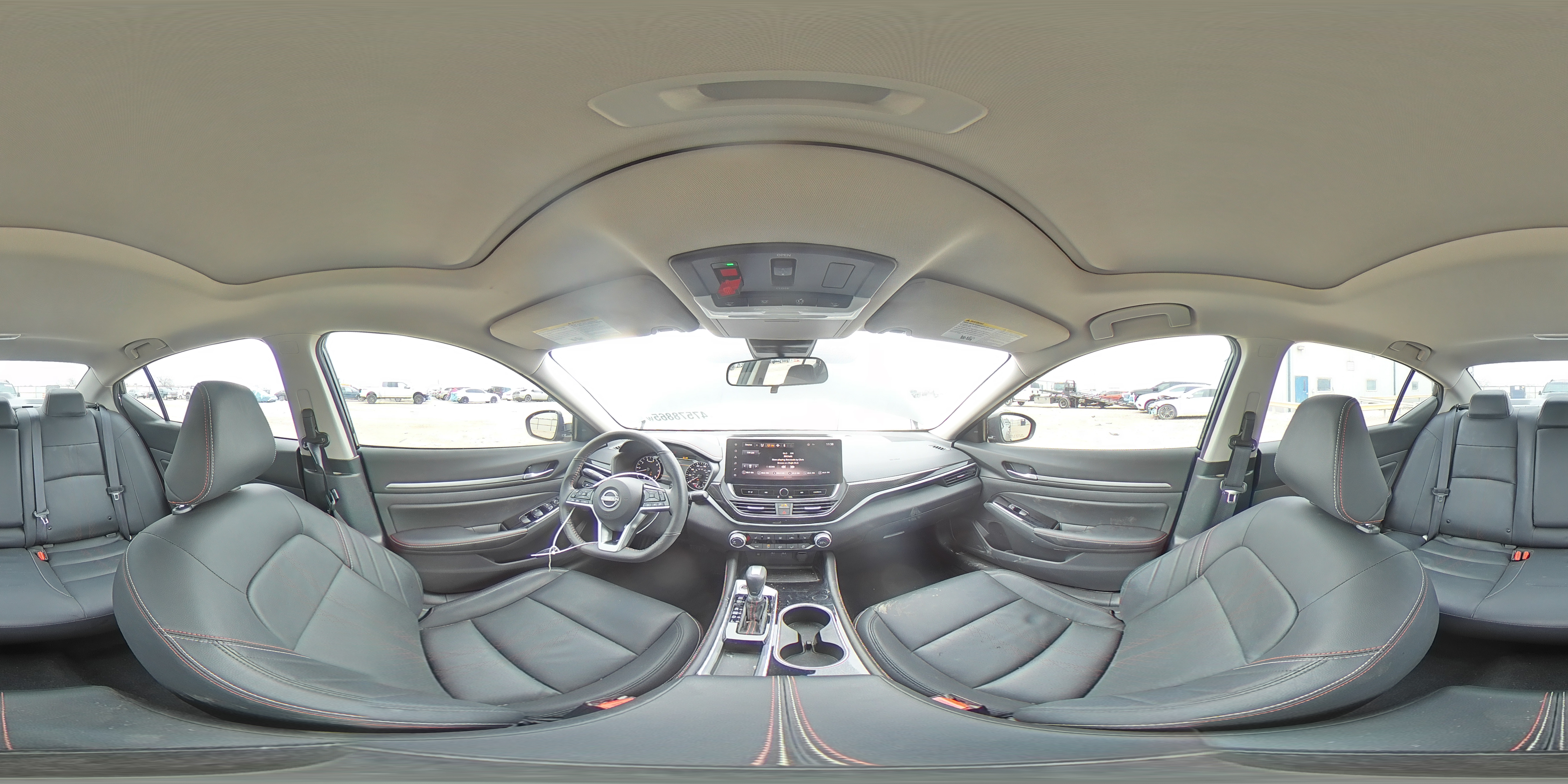 2024 Nissan Altima - Image 12