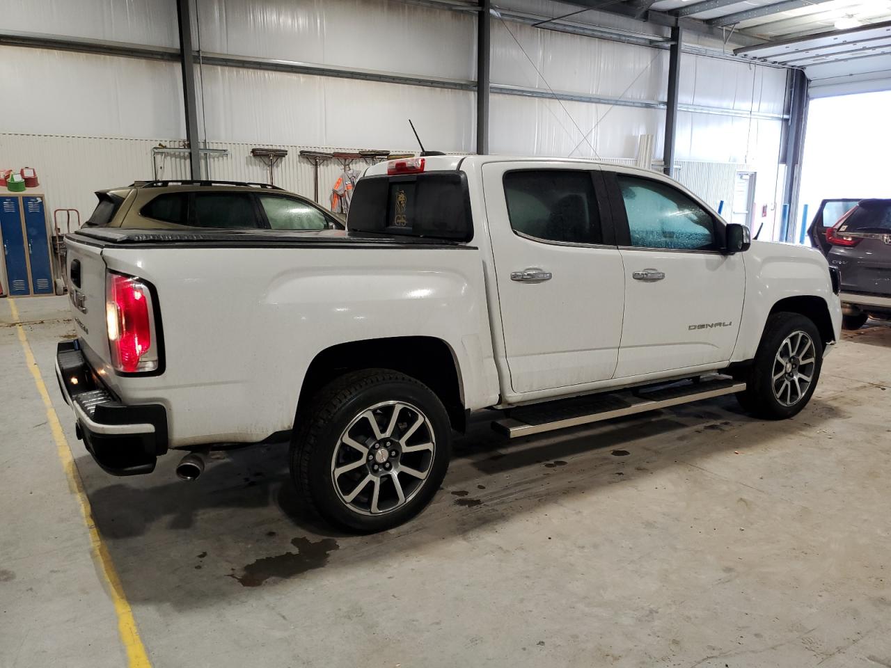 2021 GMC Canyon - Image 3
