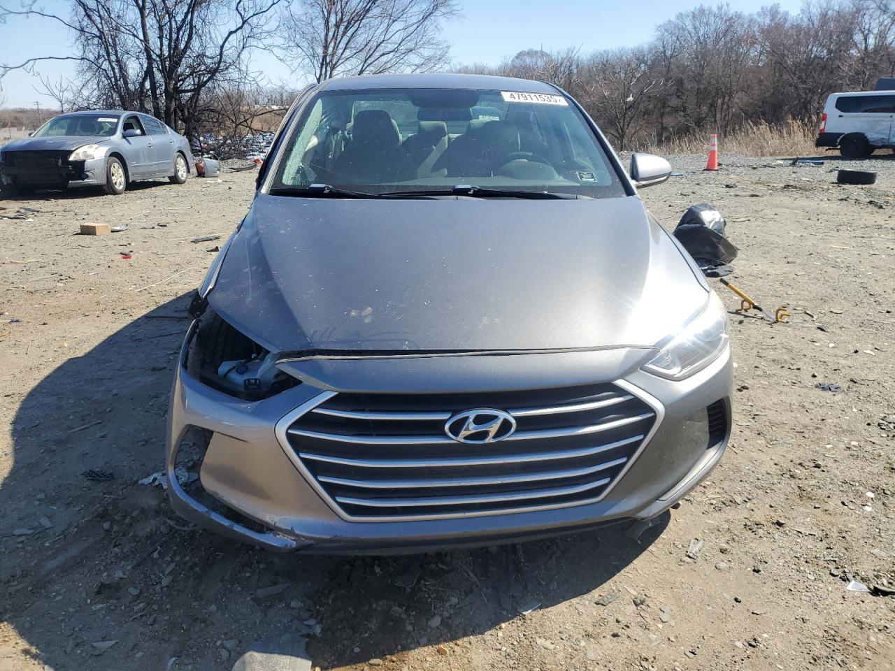 2018 Hyundai Elantra - Image 5
