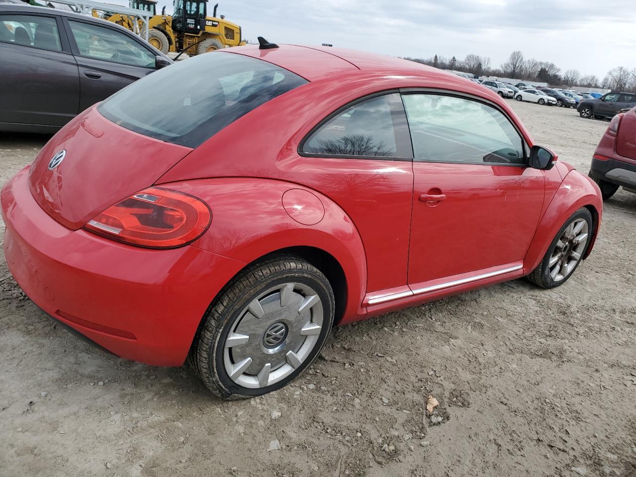 2012 Volkswagen Beetle - Image 3