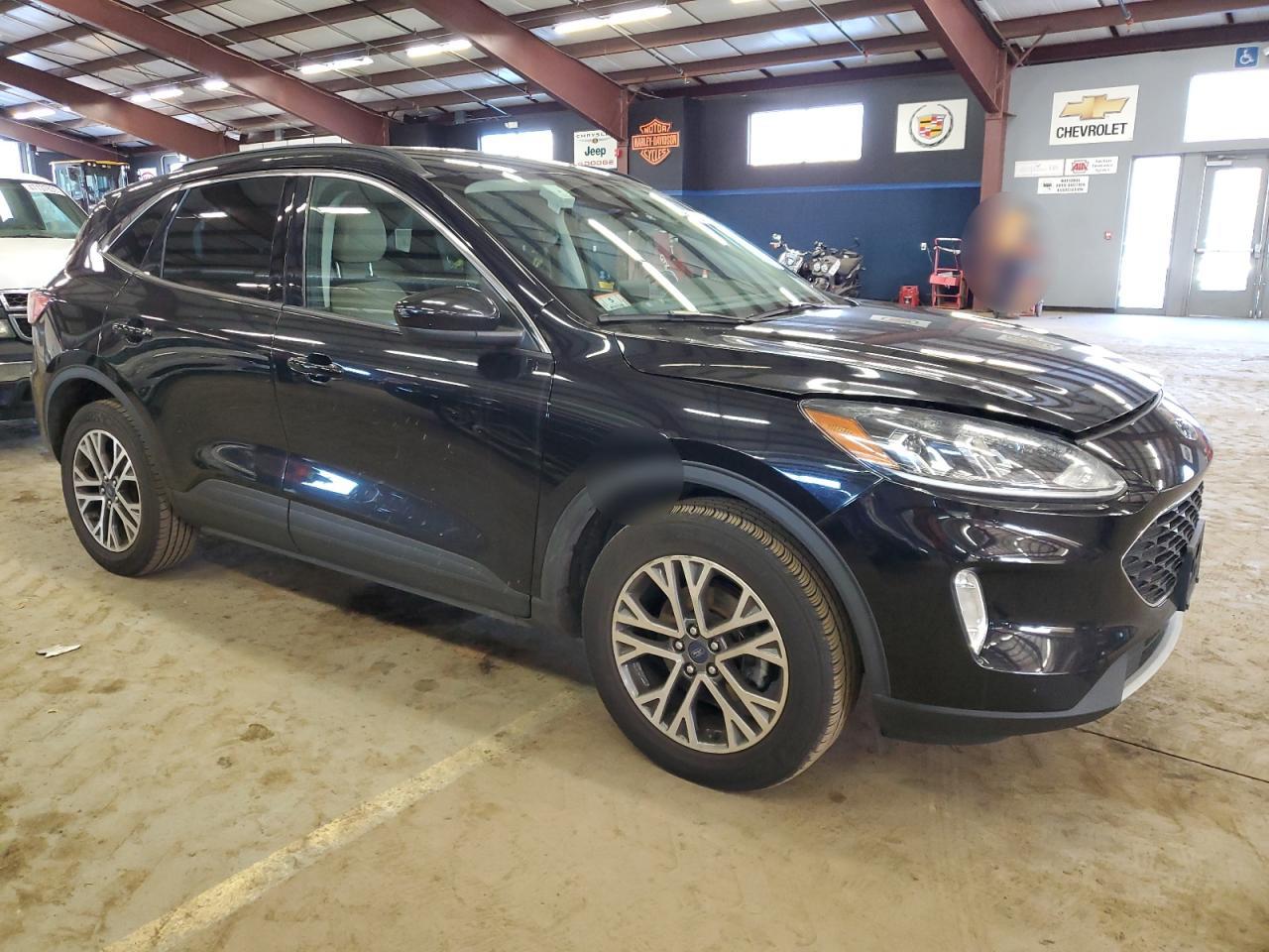 2021 Ford Escape - Image 4