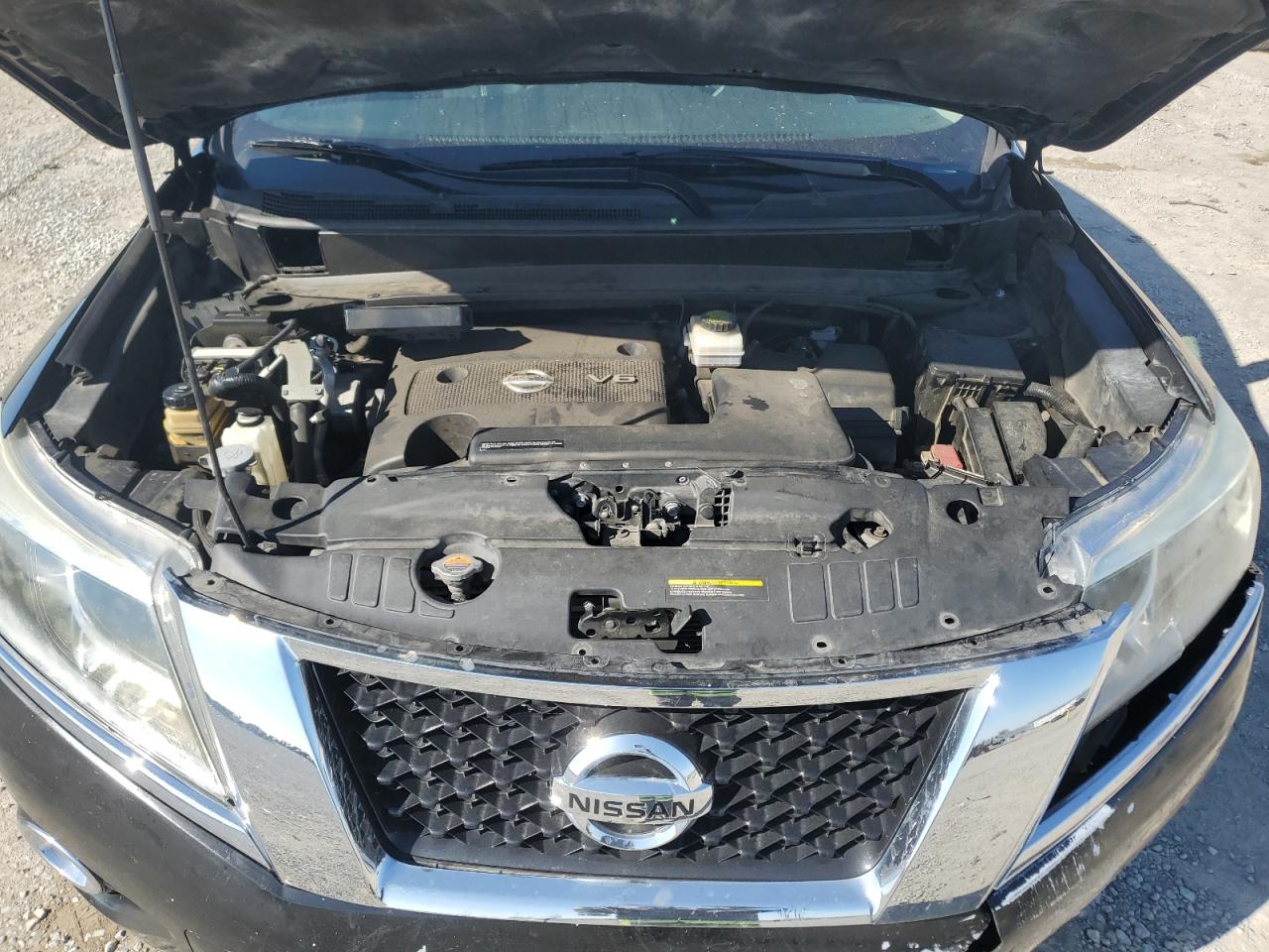 2013 Nissan Pathfinder - Image 12