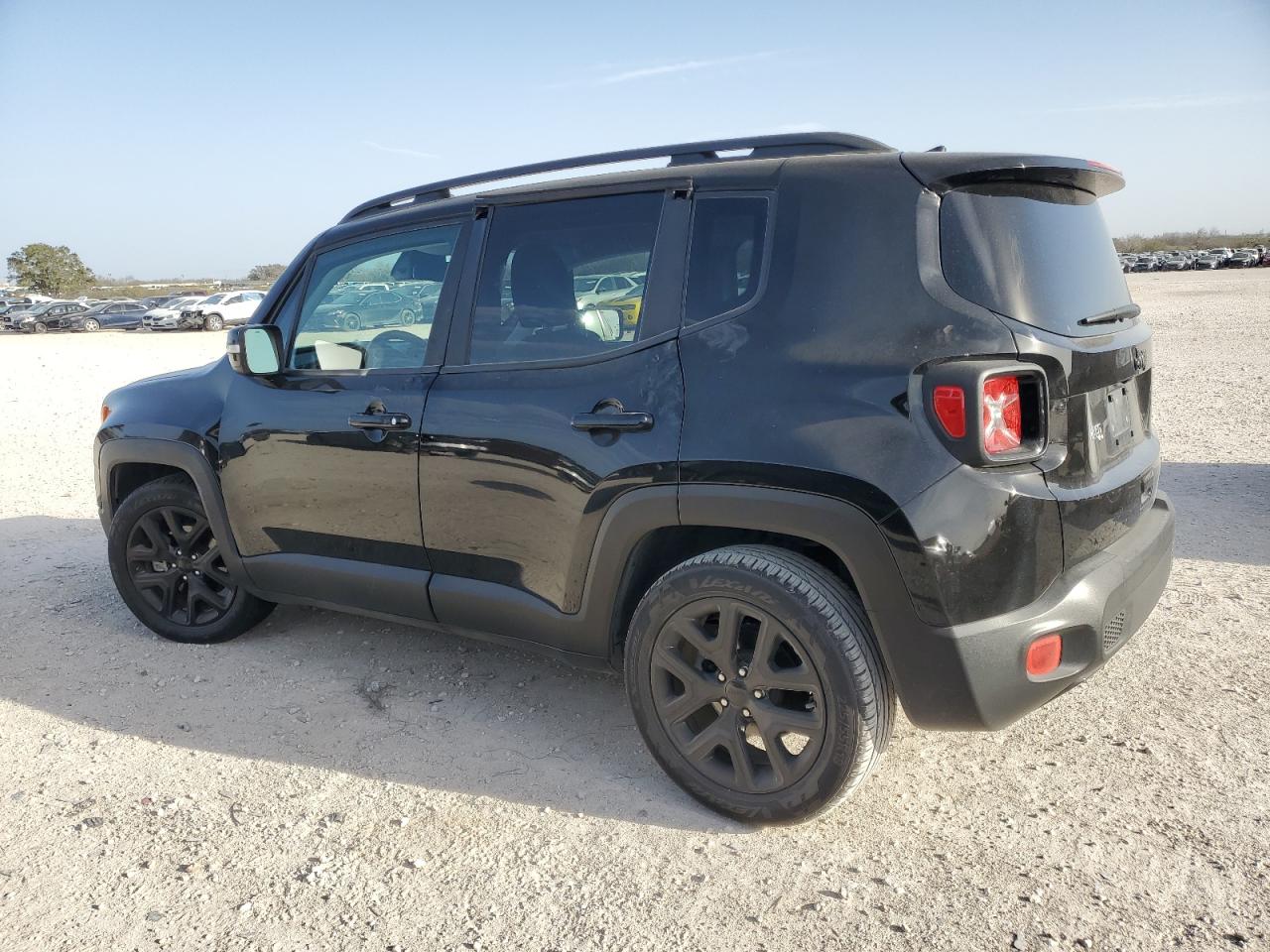 2018 Jeep Renegade - Image 2