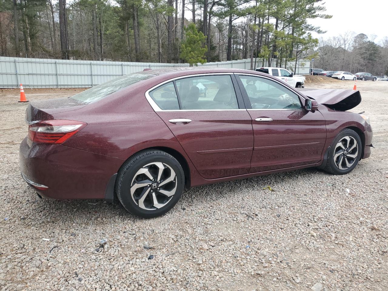 1HGCR2F82HA046058 HONDA ACCORD 2017