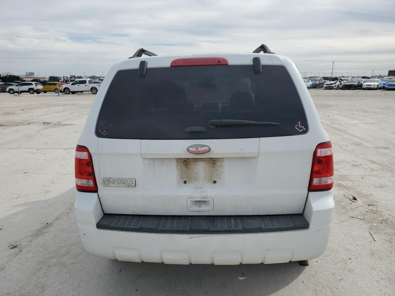 2011 Ford Escape - Image 6