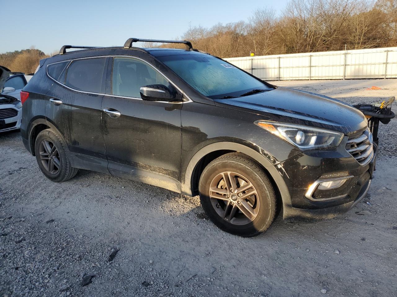 2017 Hyundai Santa Fe - Image 4