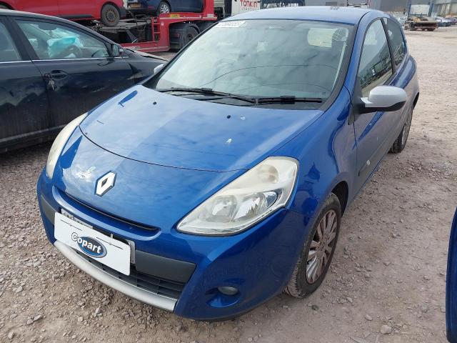 RENAULT CLIO I-MUS 2010