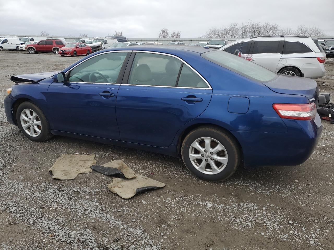 2011 Toyota Camry - Image 2