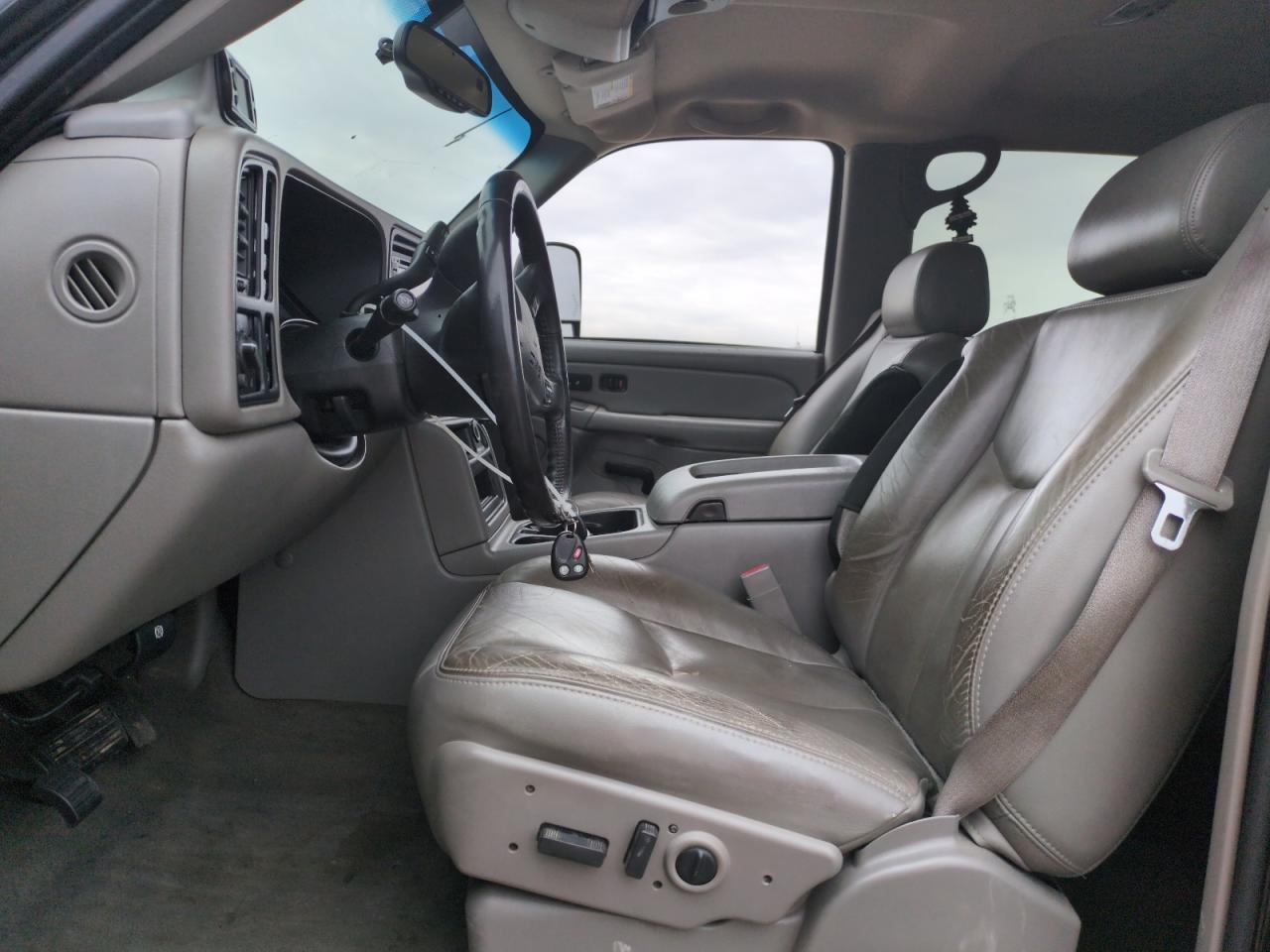 2006 GMC Sierra K2500 Heavy Duty VIN: 1GTHK23D46F237037 Lot: 49908785