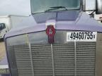 2013 Kenworth T800 Semi Truck للبيع في Kansas City، KS - Side