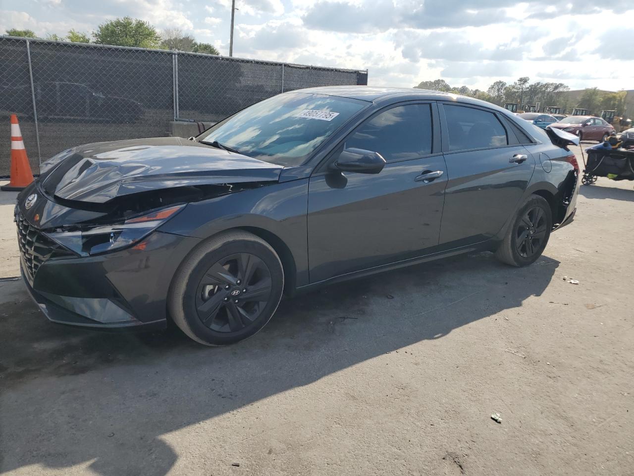 2022 Hyundai Elantra - Image 1