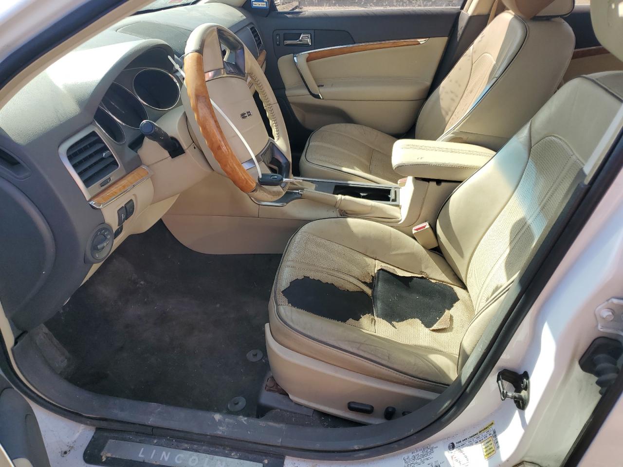 2010 Lincoln MKZ - Image 7