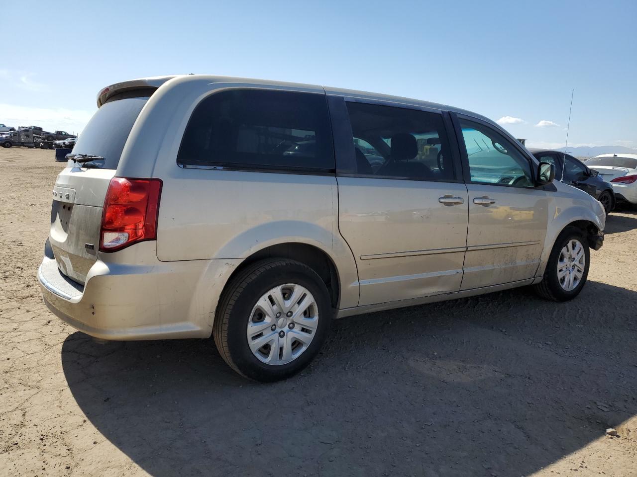2014 Dodge Caravan - Image 3