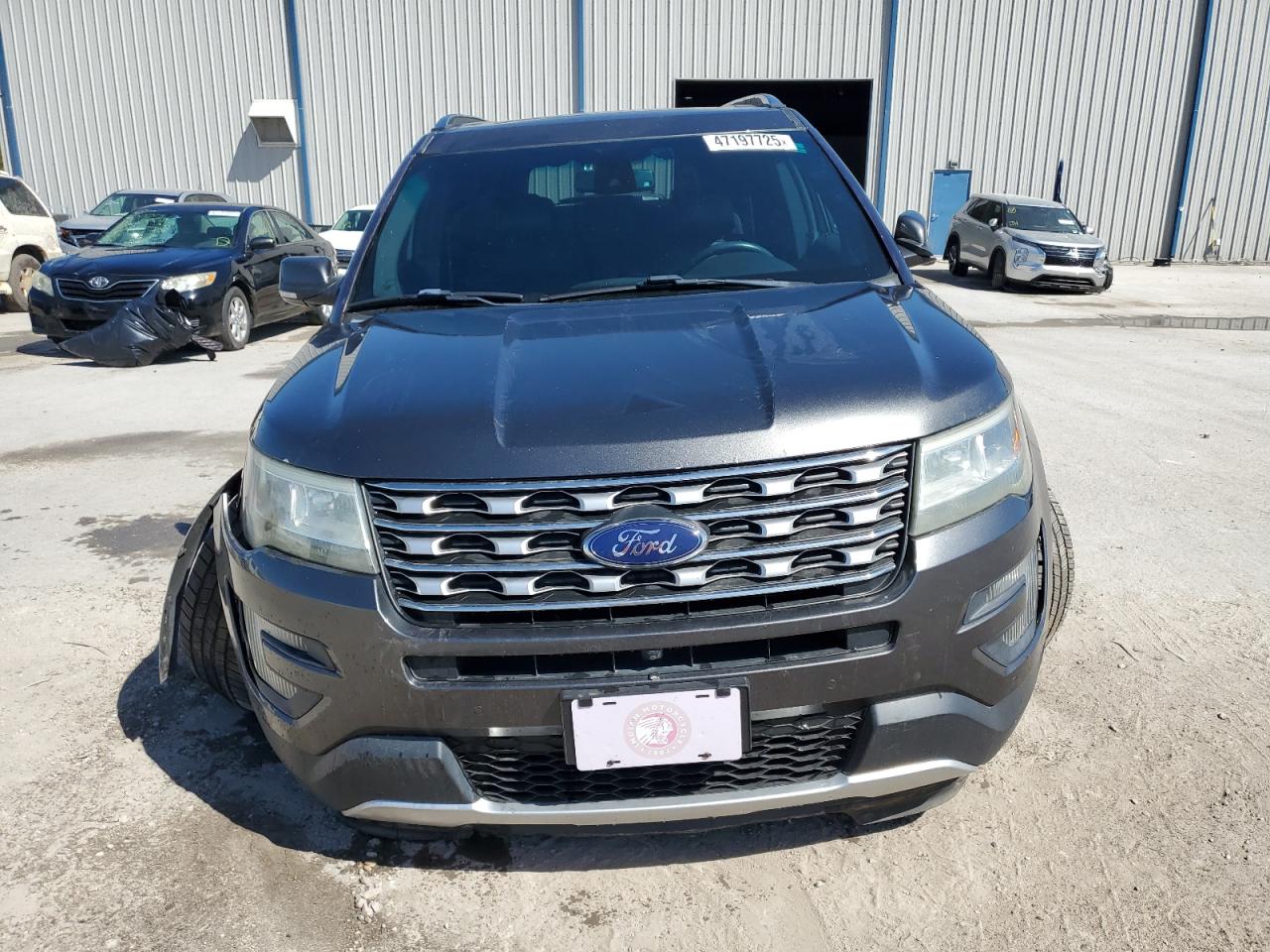 2016 Ford Explorer - Image 5
