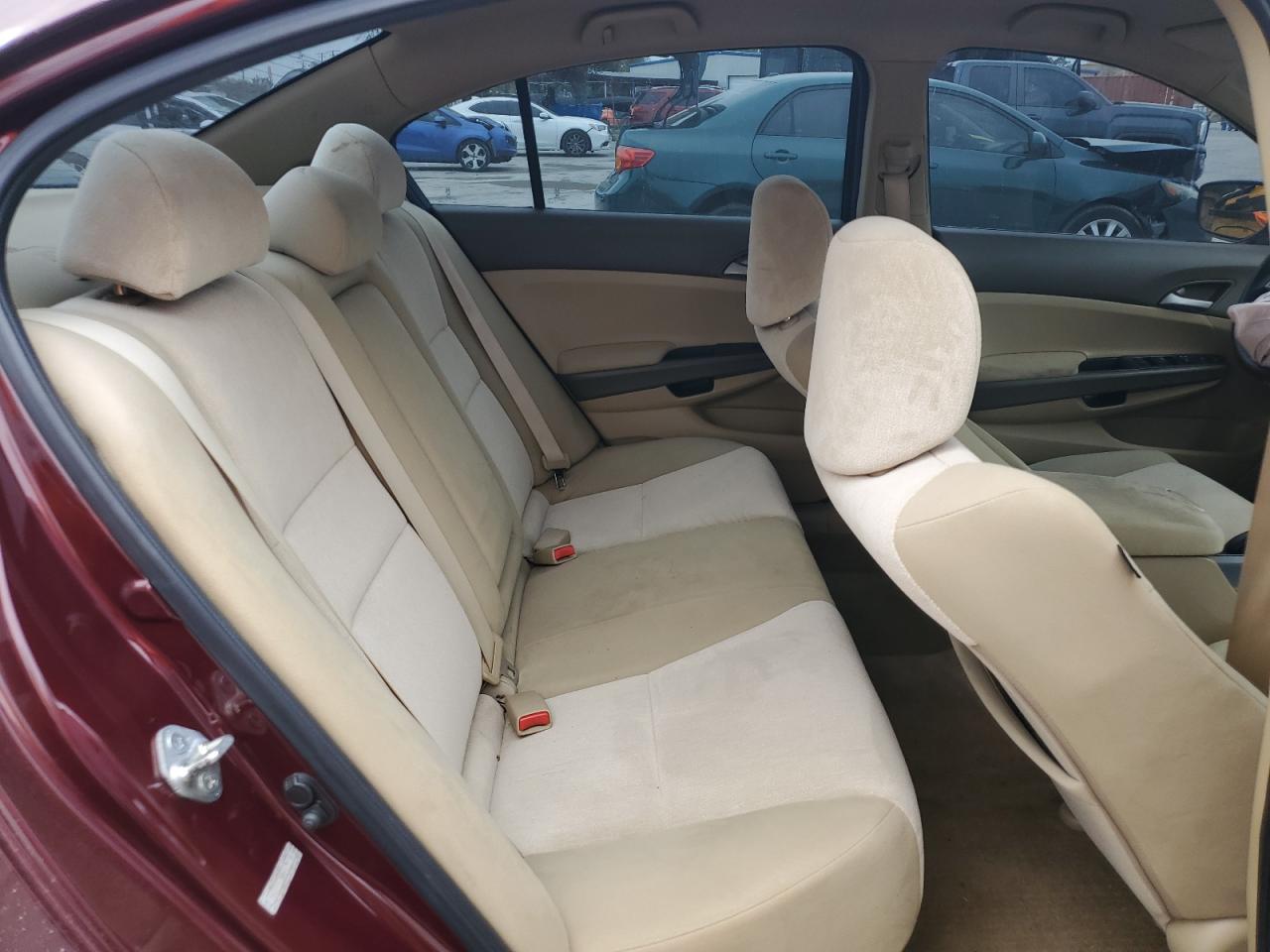 2010 Honda Accord - Image 10