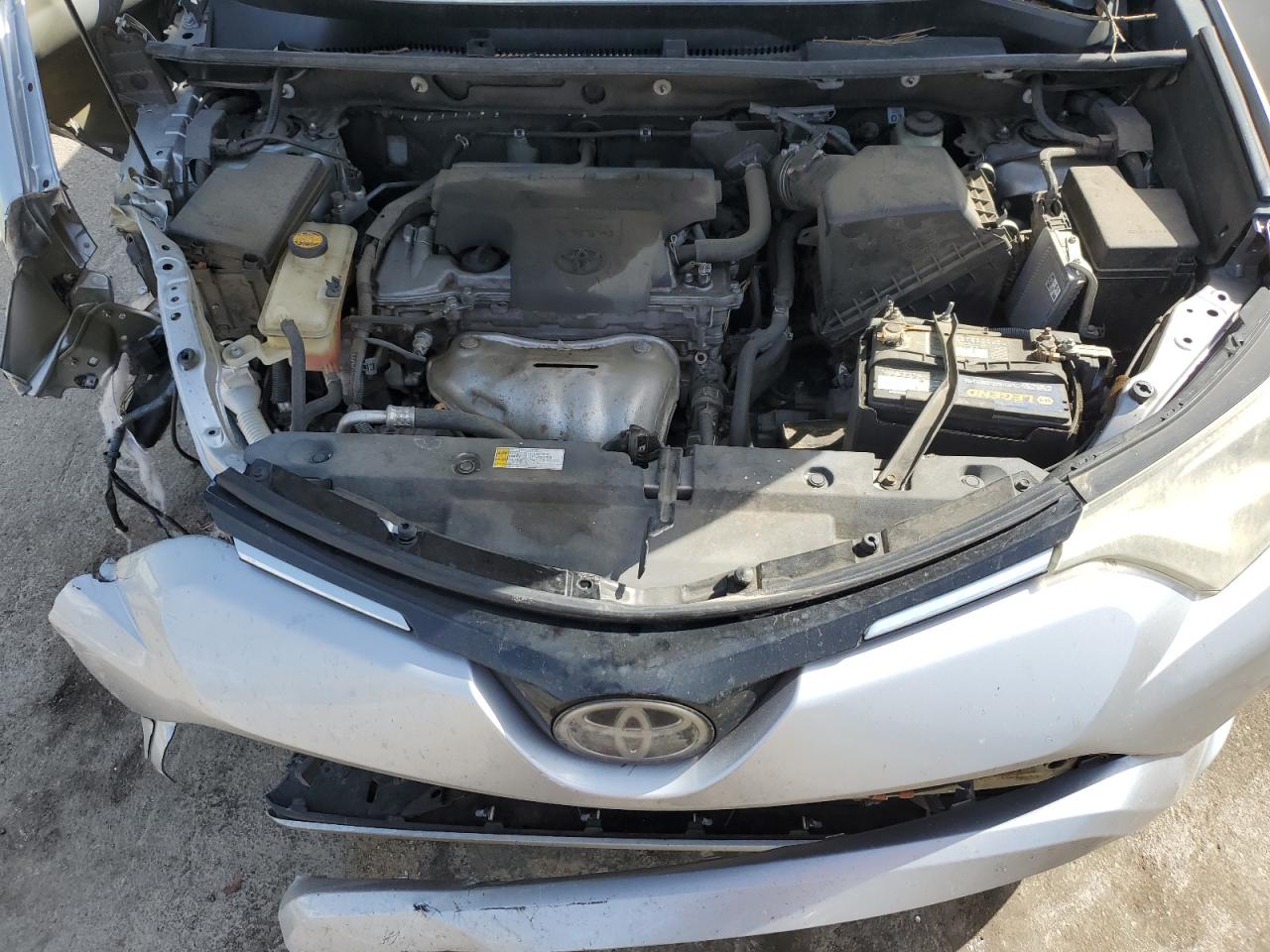 2017 Toyota RAV 4 - Image 13