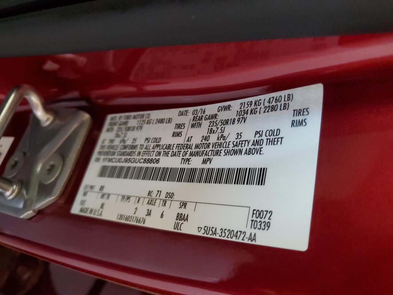 1FMCU0J95GUC88806 FORD ESCAPE 2016