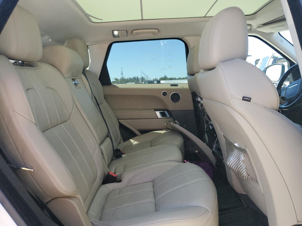 2017 Land Rover Range Rover - Image 11