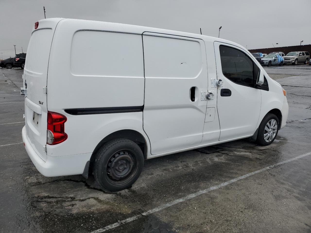 2015 Nissan NV - Image 3