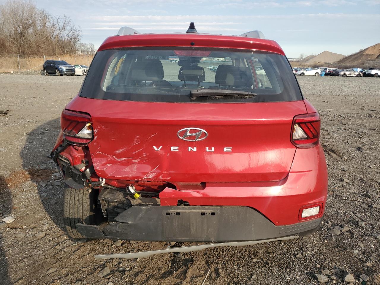 2022 Hyundai Venue - Image 6