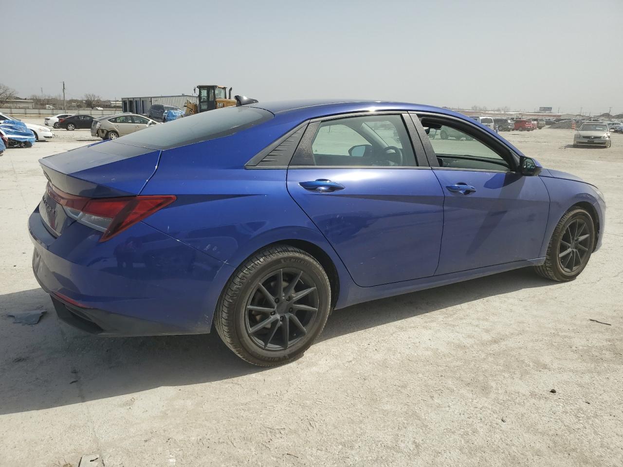 2021 Hyundai Elantra - Image 3