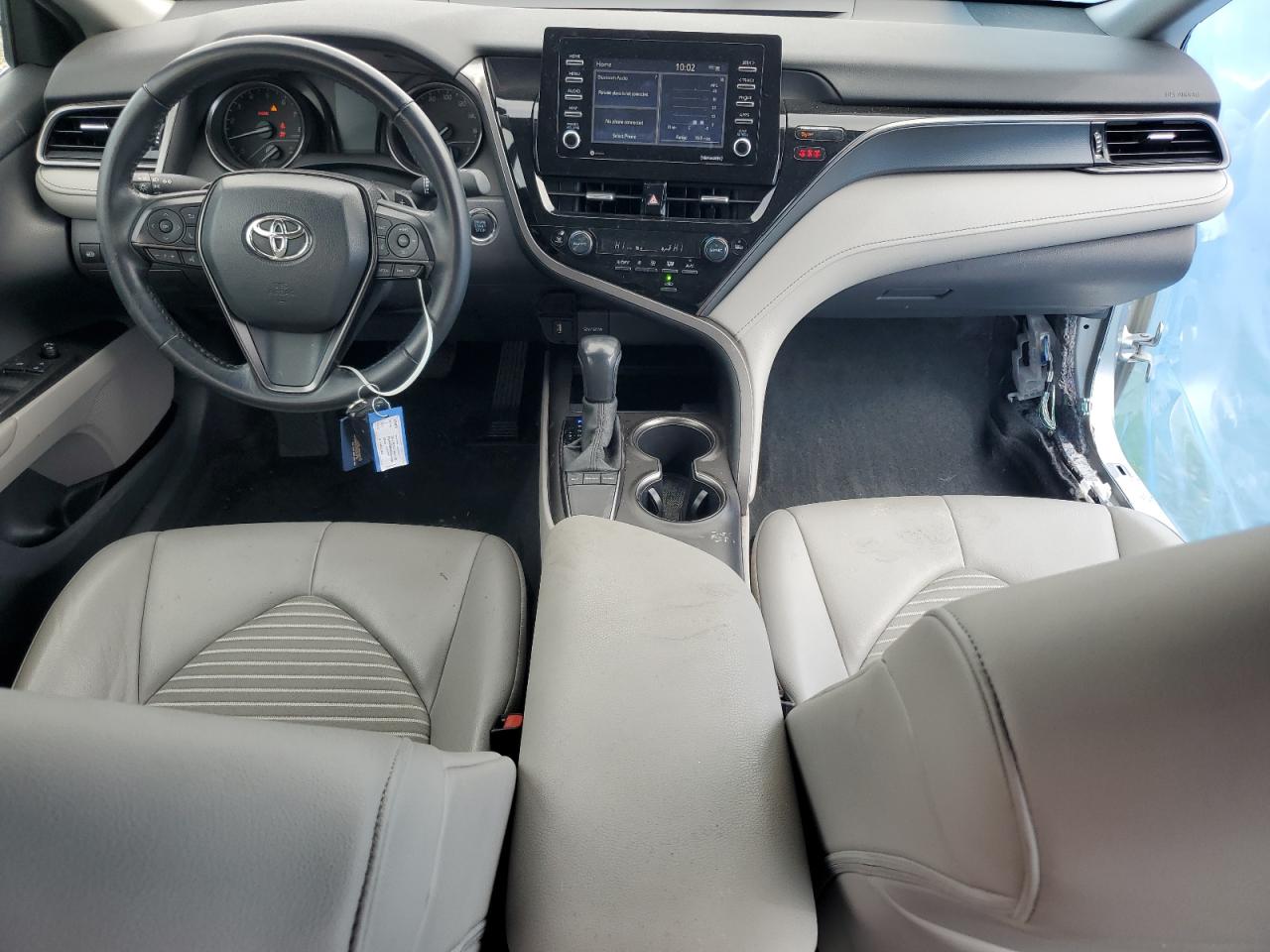 2022 Toyota Camry - Image 8