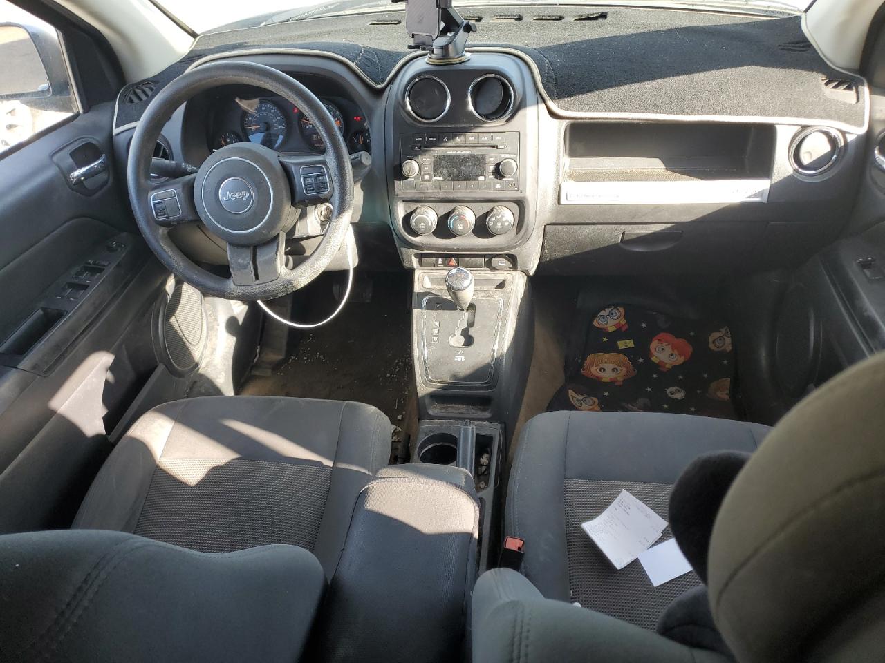 2017 Jeep Compass - Image 8