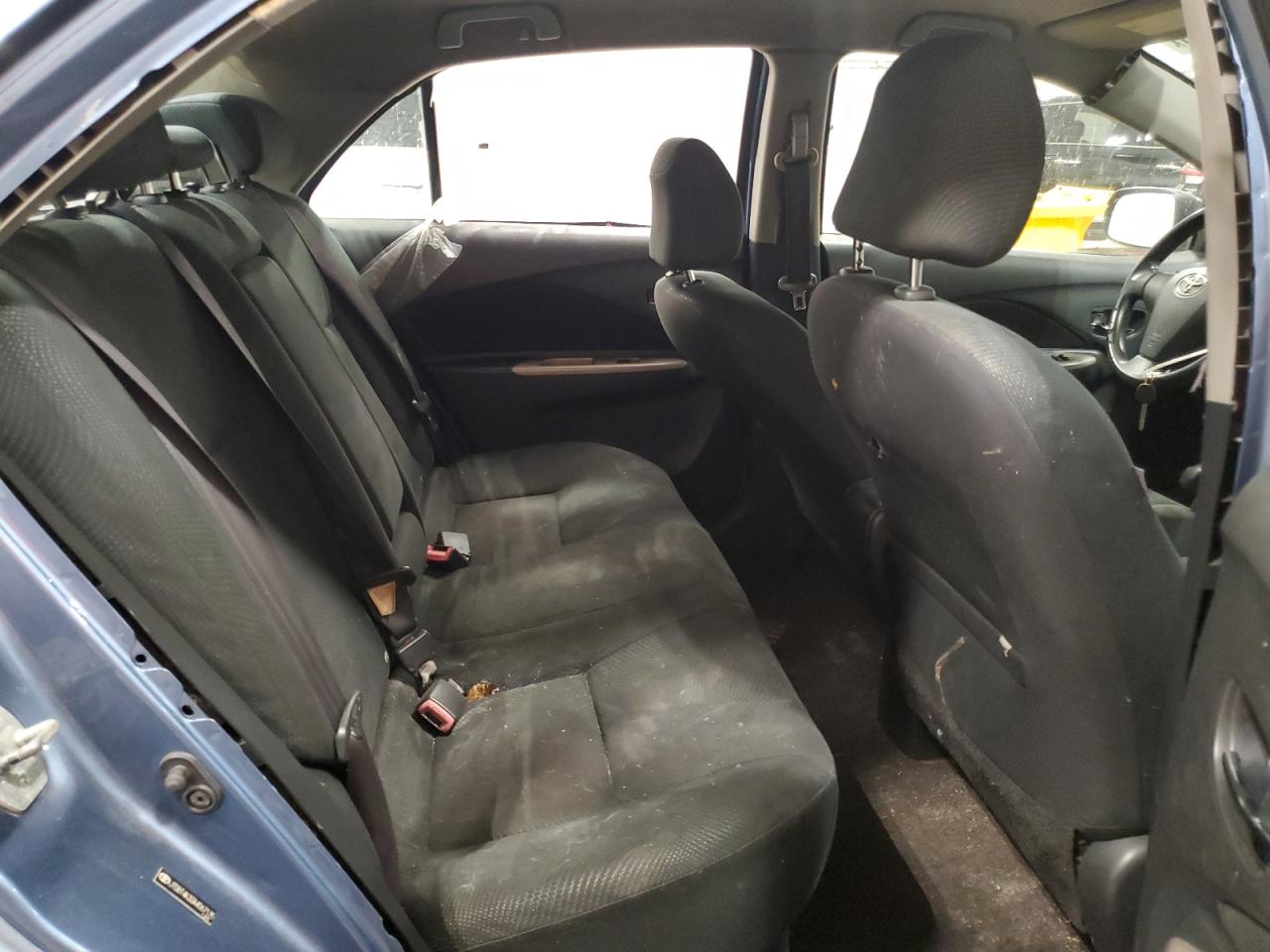 2010 Toyota Yaris - Image 10