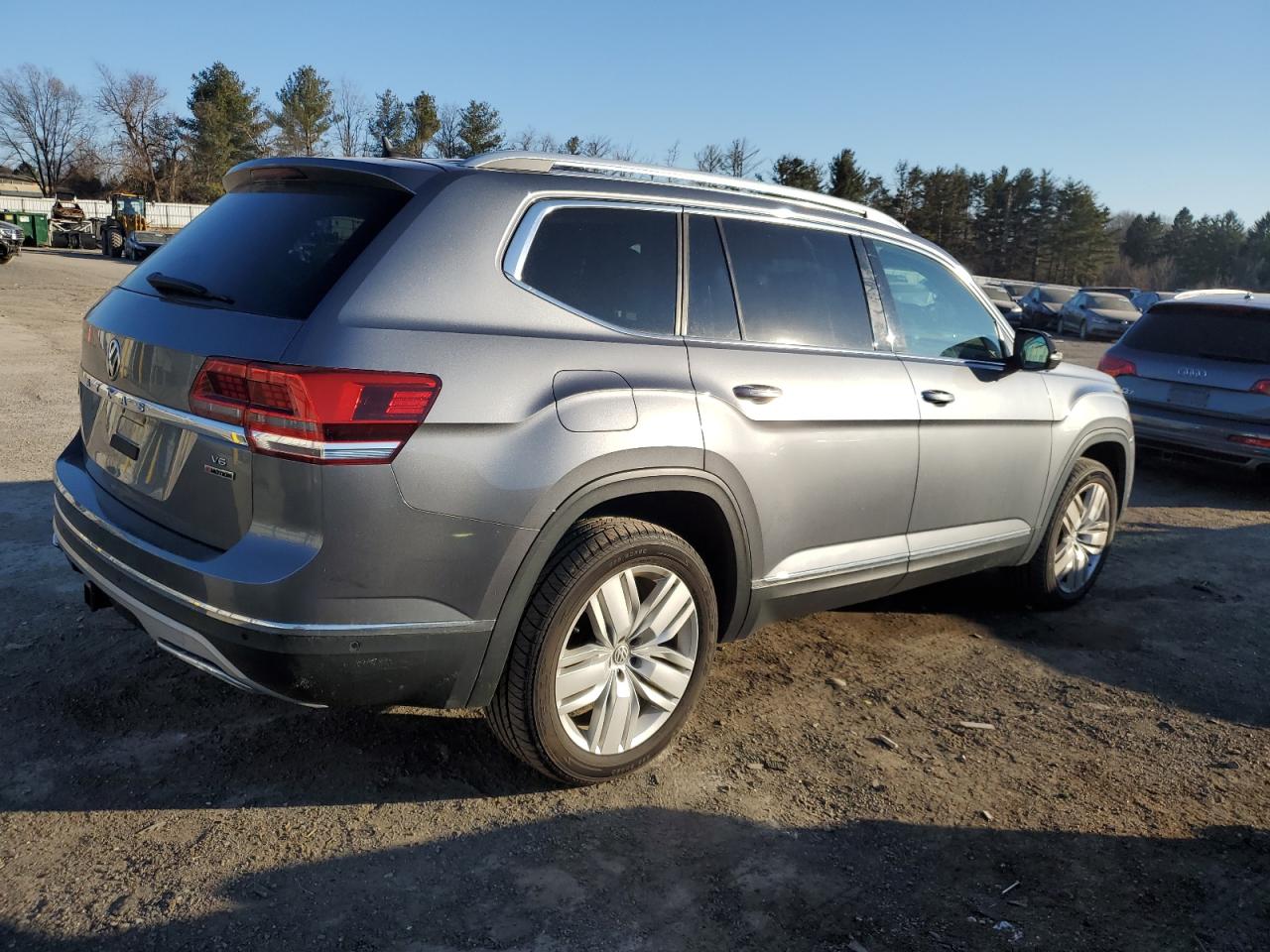 2018 Volkswagen Atlas - Image 3