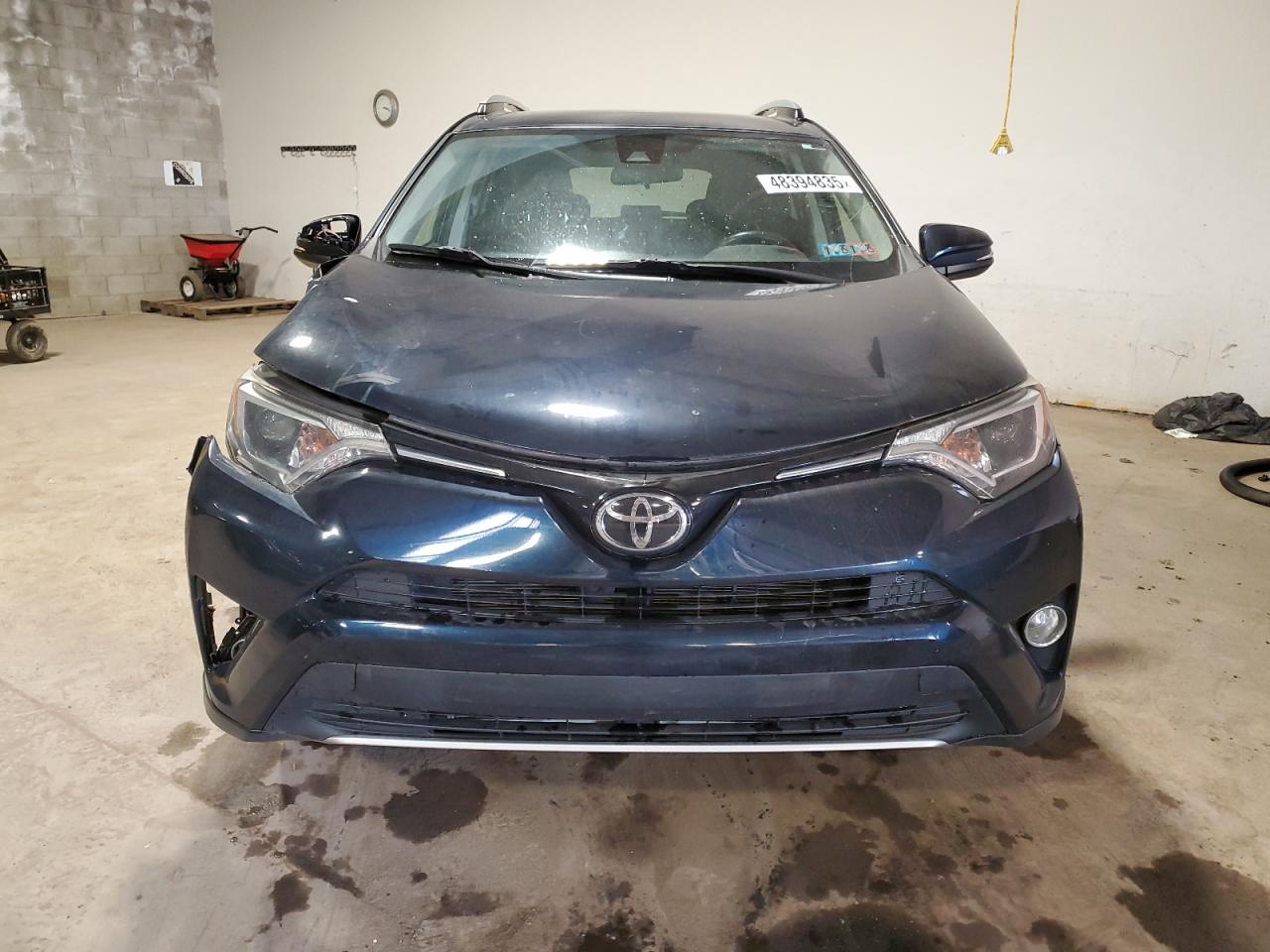 2018 Toyota RAV 4 - Image 5