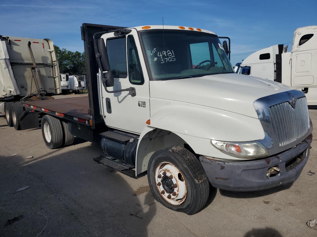 2007 International 4200 Flatbed Truck продається в Riverview, FL - Partial Repair