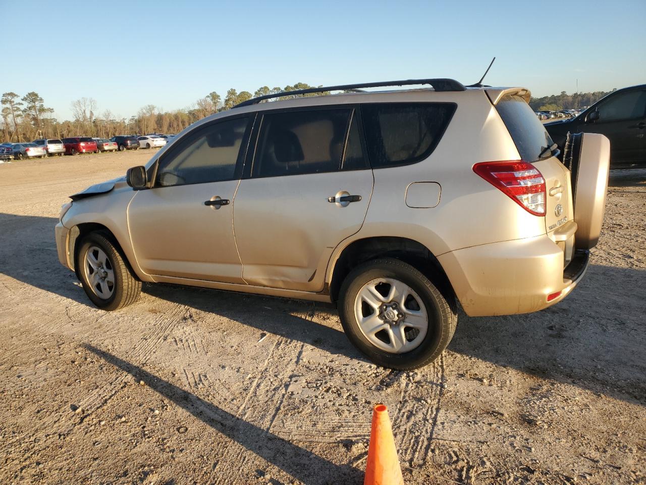 2010 Toyota RAV 4 - Image 2
